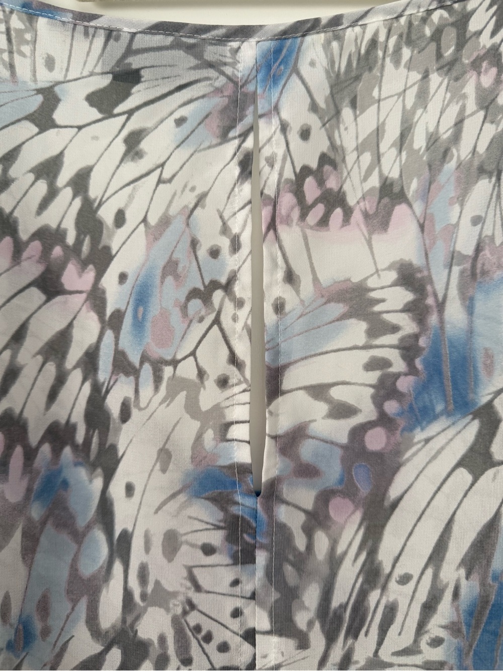 Dkny White Grey Blue Abstract Print Sleeveless Blouse L - Picture 3 of 5